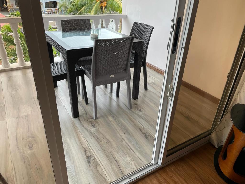 Mokara Holiday Apartment Anse Royale Kültér fotó