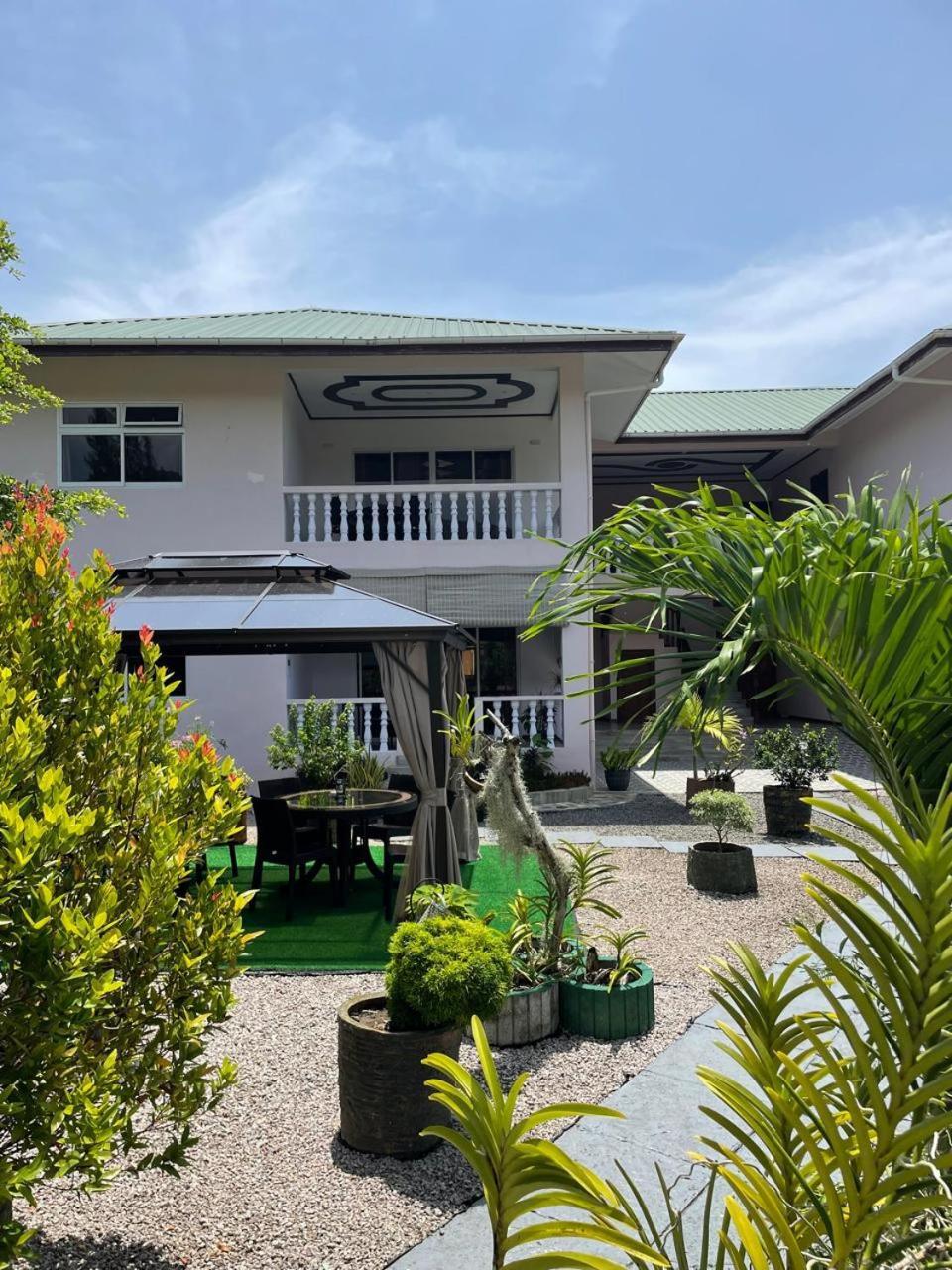 Mokara Holiday Apartment Anse Royale Kültér fotó